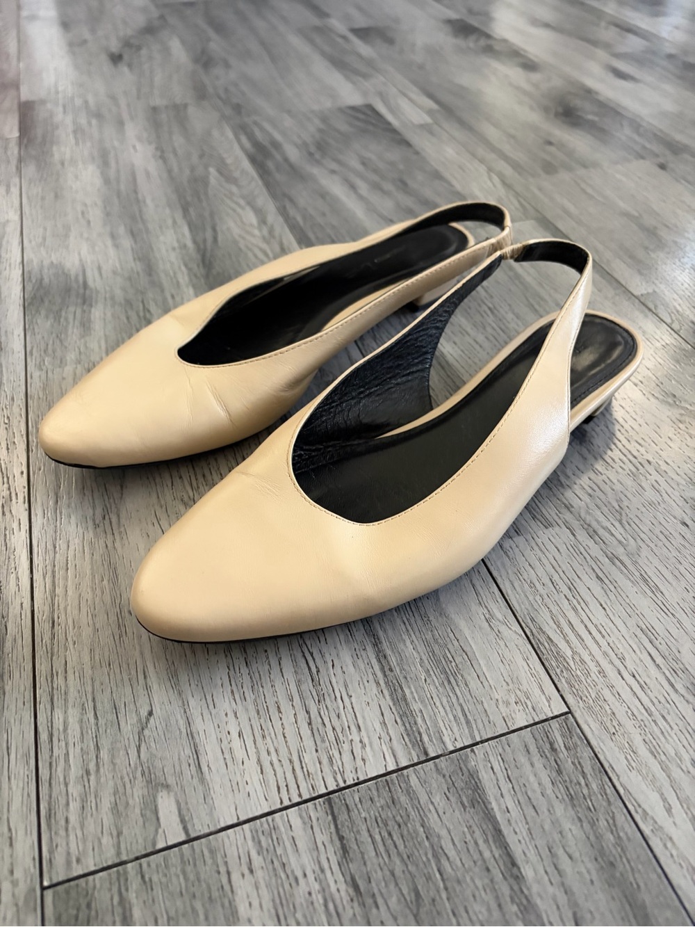 Massimo Dutti Cream Slingback Flats - Picture 3 of 7